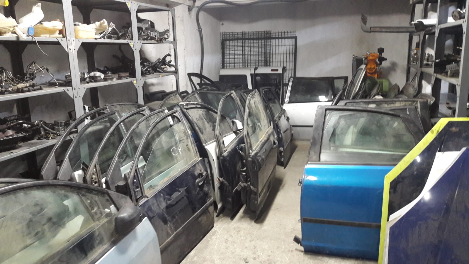 Fiesta 2 çıkma parça - Her türlü fiesta çıkma parçaları